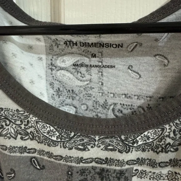 Men’s Tank Top Bundle (5) - Picture 12 of 16